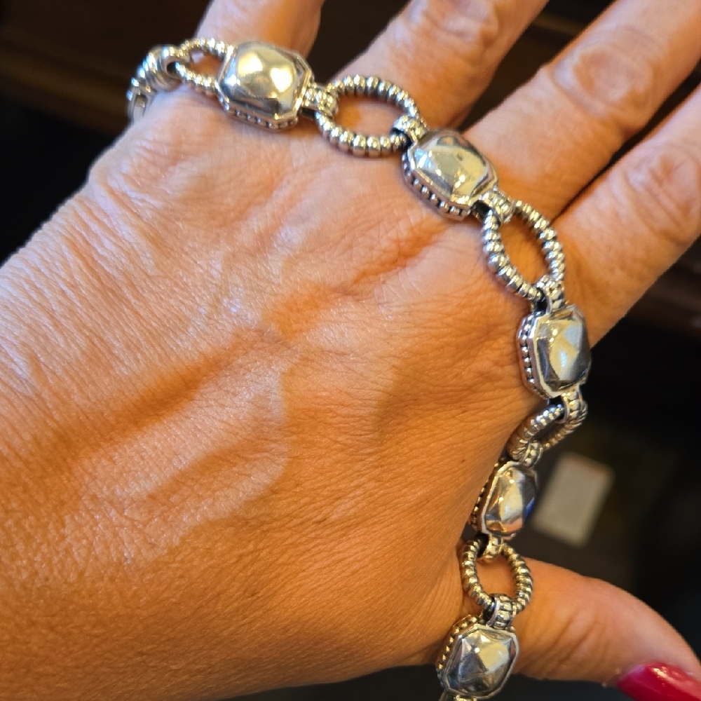 Lagos Caviar Silver Rocks Chunky bracelet In Outstanding Giftable Condition